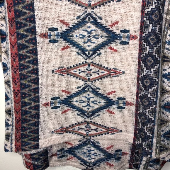 Ginger G Anthropologie Aztec Print HiLo Knit Style Cold Shoulder Top Size Small - Picture 2 of 10
